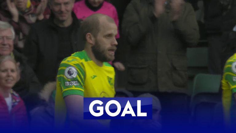 Pukki scores Norwich's second against Burnley