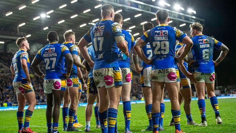 Picture by Allan McKenzie/SWpix.com - 01/04/2022 - Rugby League - Betfred Super League Round 7 - Leeds Rhinos v St Helens - Headingley Stadium, Leeds, England - Leeds dejected as they are nilled against St Helens.