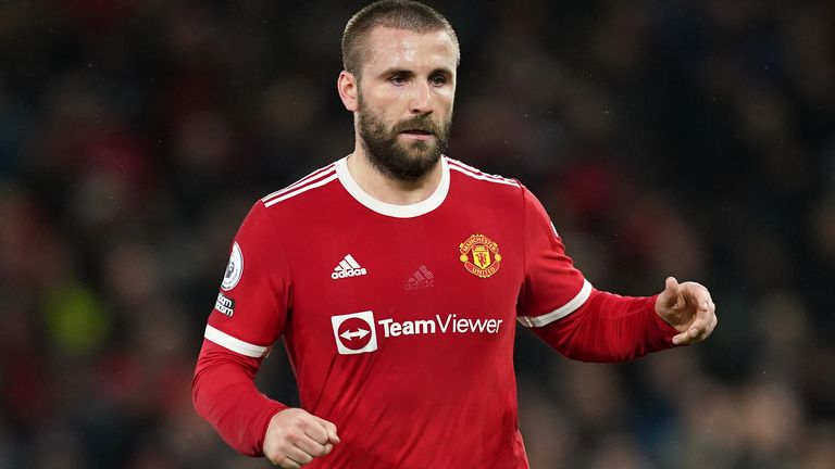 Luke Shaw, do Manchester United, durante a partida da Premier League em Old Trafford, Manchester.  Data da foto: terça-feira, 15 de fevereiro de 2022.