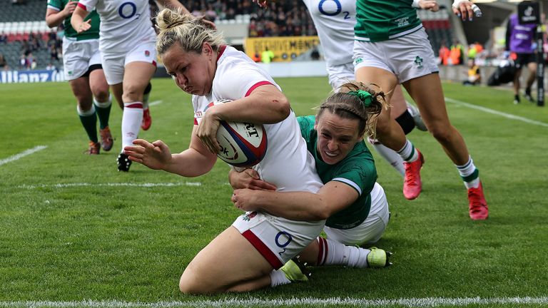 Marlie Packer scored a superb try and was player of the match as England destroyed Ireland in Six Nations Round 4 