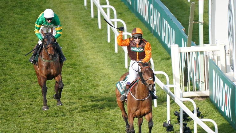 Noble Yeats and Sam Waley-Cohen win the 2022 Grand National at Aintree