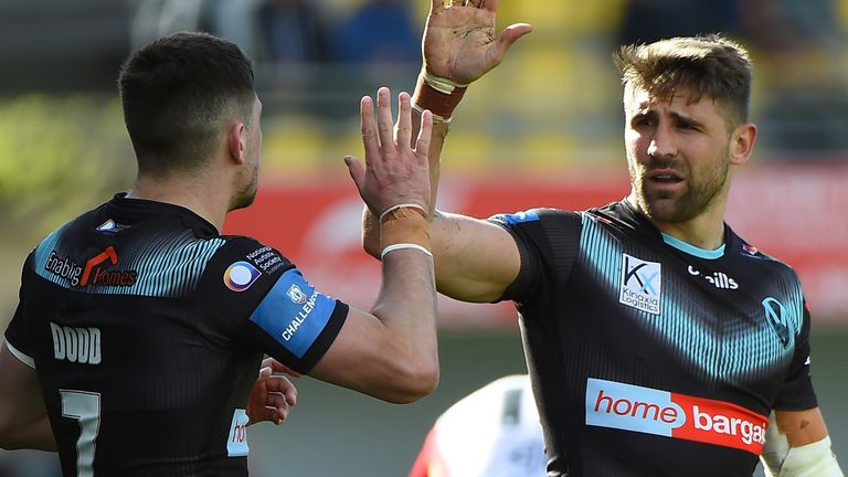 St Helens' Tommy Makinson (right) and Lewis Dodd