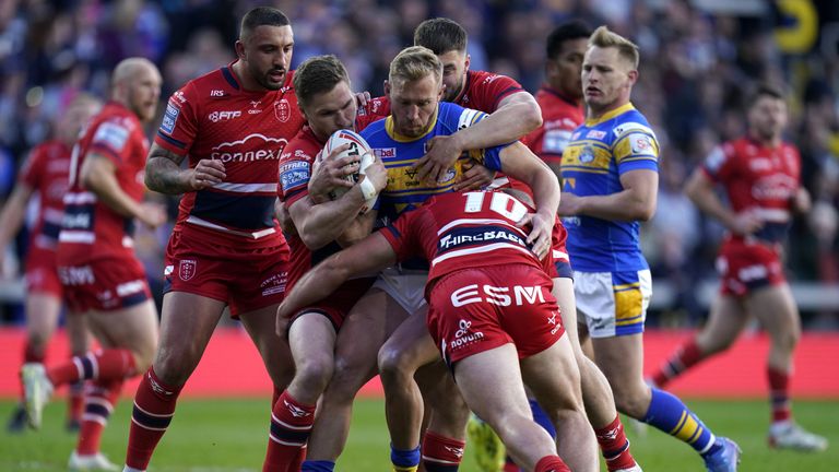 Highlights of Leeds against Hull KR in the Super League.