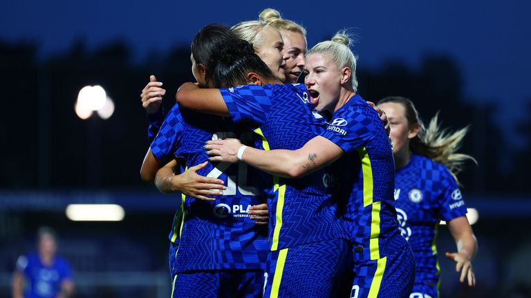 Sam Kerr (No 20) is congratulated by her Chelsea team-mates after scoring her side&#39;s second goal against Tottenham