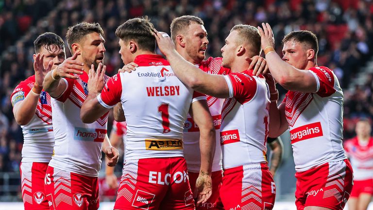 St Helens got back to winning ways in a tough fought battle against the Salford Red Devils