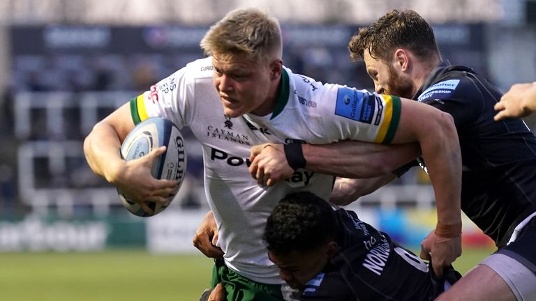 Newcastle Falcons v London Irish - Gallagher Premiership - Kingston Park
London Irish's Tom Pearson (left) is tackled by Newcastle Falcons' Cameron Nordli-Kelemeti (centre) during the Gallagher Premiership match at Kingston Park, Newcastle upon Tyne. Picture date: Friday April 22, 2022.