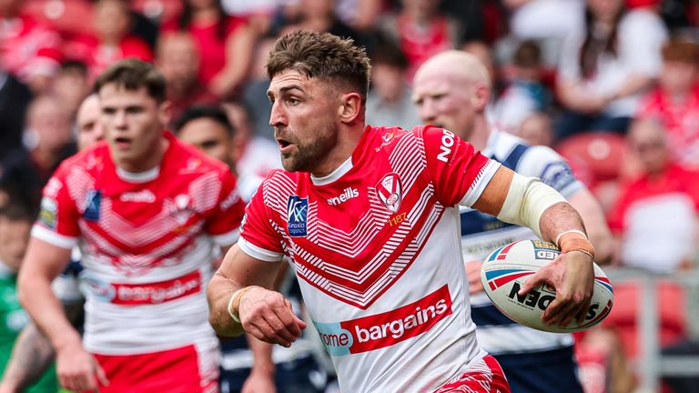 Picture by Alex Whitehead/SWpix.com - 15/04/2022 - Rugby League - Betfred Super League: Round 8 - St Helens vs Wigan Warriors - Totally Wicked Stadium, St Helens, England - St Helens’ Tommy Makinson in action.