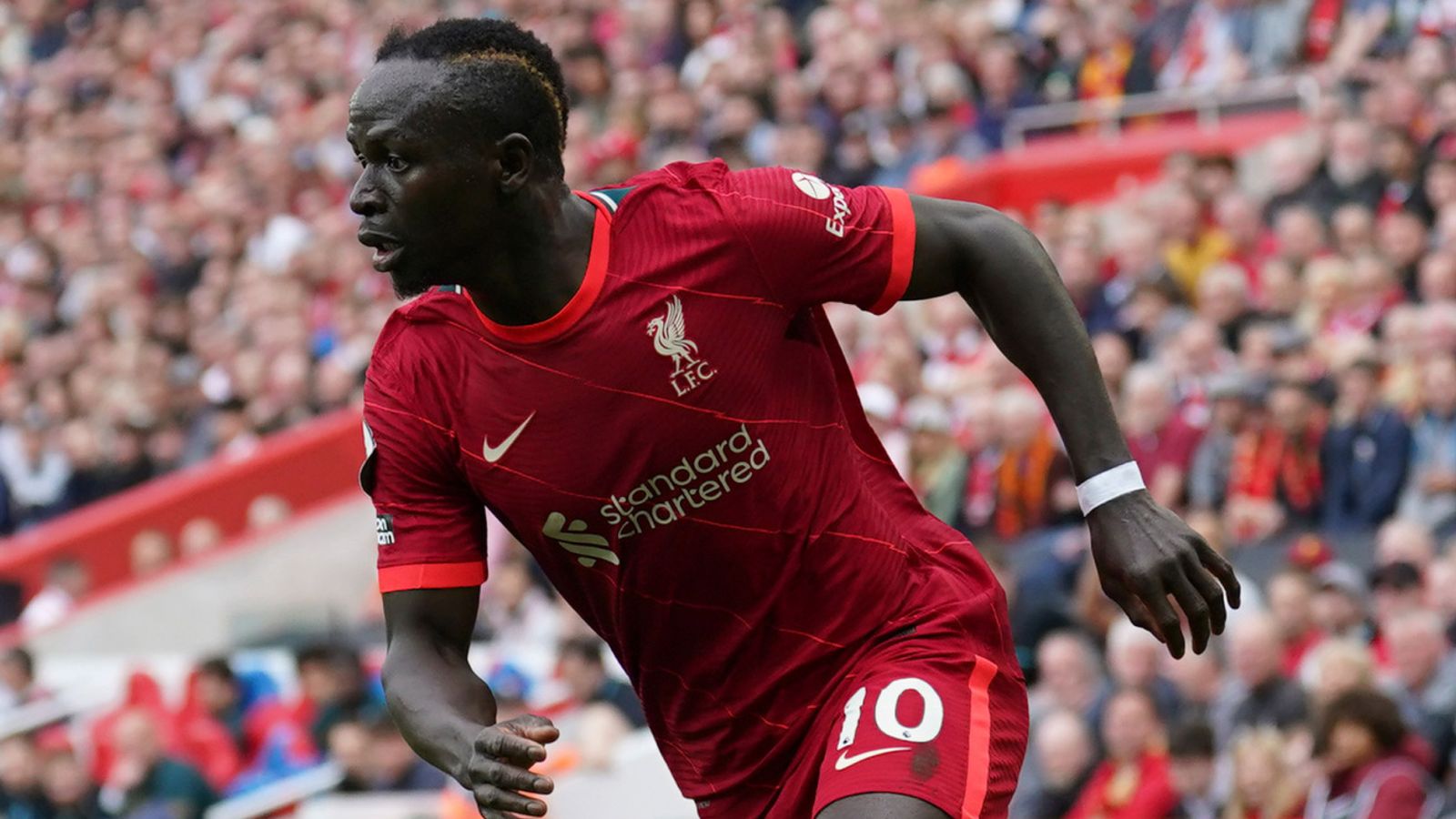Sadio Mane: Liverpool agree £35.1m sale of Senegalese forward to Bayern Munich