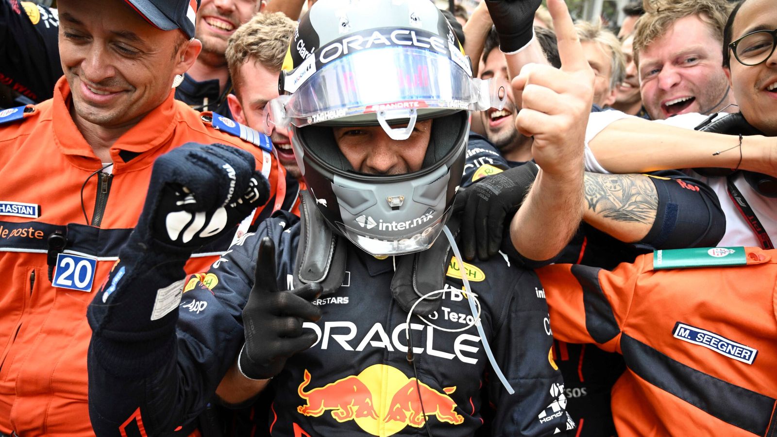 GP de Mónaco: Sergio Pérez gana carrera caótica y retrasada después de la miseria de Charles Leclerc en épica húmedo-seco