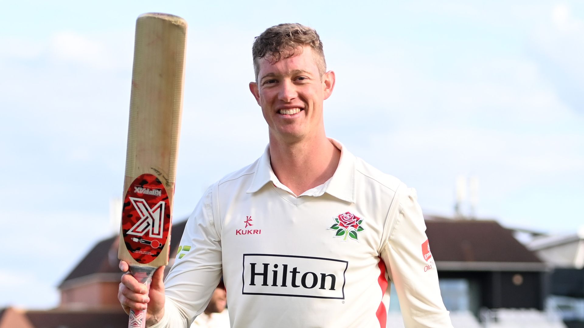 Jennings shines as Lancashire dominate Yorkshire