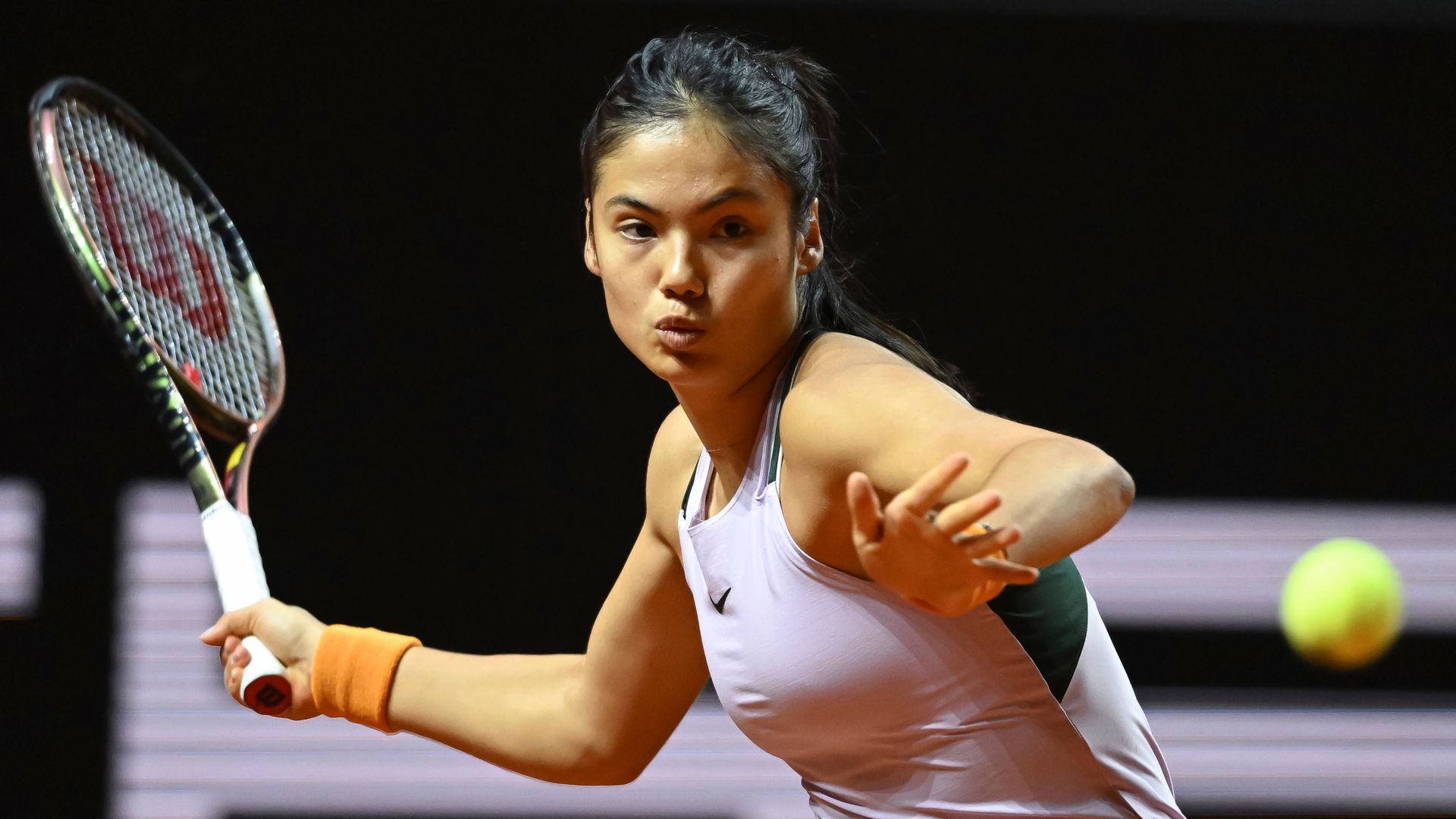 Raducanu, Evans to play at Nottingham tournament