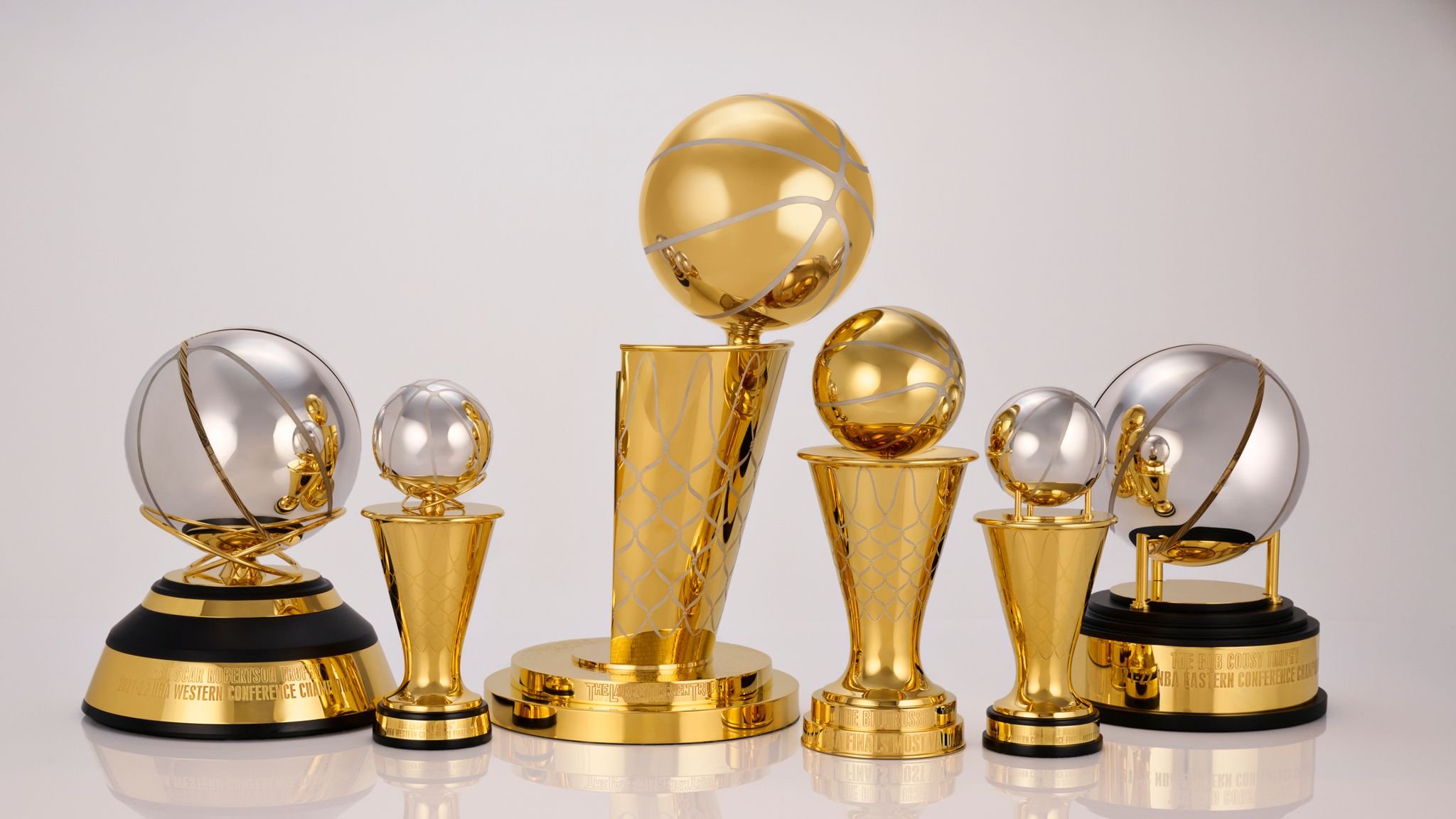 NBA Finals Larry O'Brien Championship Trophy 8 x 10 Color