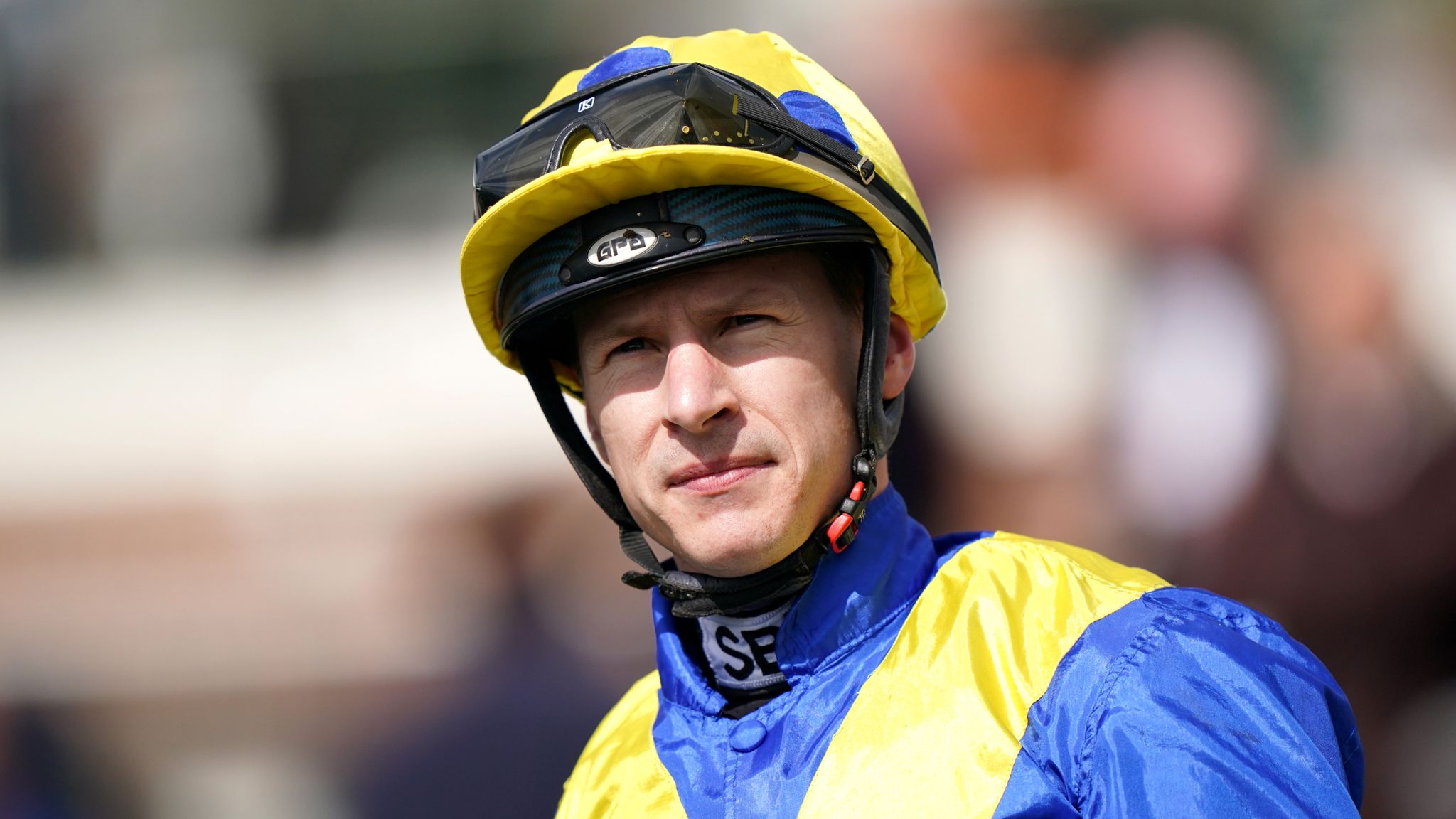 Winter Hill Stakes: Richard Kingscote bags big-race Windsor double with ...