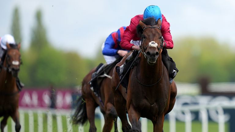 Bay Bridge ridden by Ryan Moore wins The BetVictor London Gold Cup Handicap 
