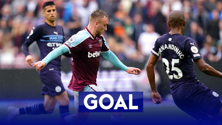 West Ham&#39;s Jarrod Bowen scores a second against Manchester City