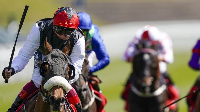 Falcon Eight and Frankie Dettori win the 2021 Chester Cup