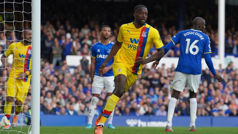 Mateta pounced as Everton conceded another set-piece