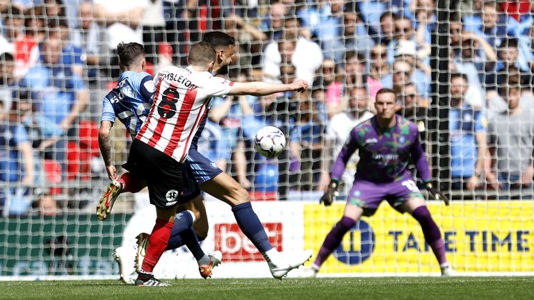 Sunderland 2-0 Wycombe: Black Cats win at Wembley to seal return to Championship