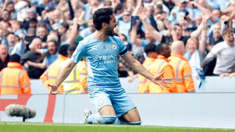 Ilkay Gundogan celebrates his winning goal
