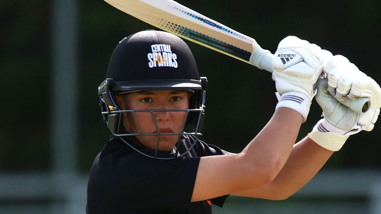Issy Wong, Central Sparks, Charlotte Edwards Cup
