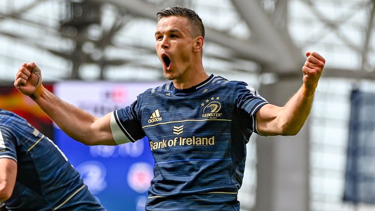 Kaptan Johnny Sexton, Leinster'ın Dublin'de Toulouse'a karşı Şampiyonlar Kupası yarı final galibiyetini kutluyor 