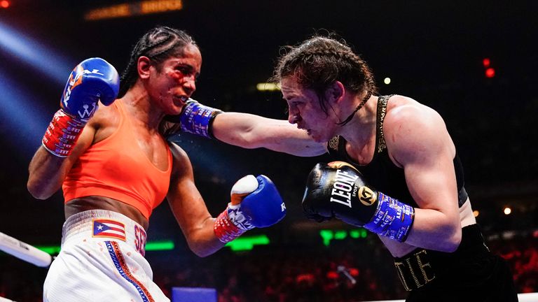 Katie Taylor vs Amanda Serrano