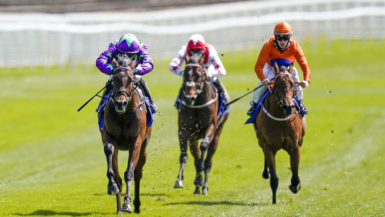 Navello wins the Lily Agnes at Chester