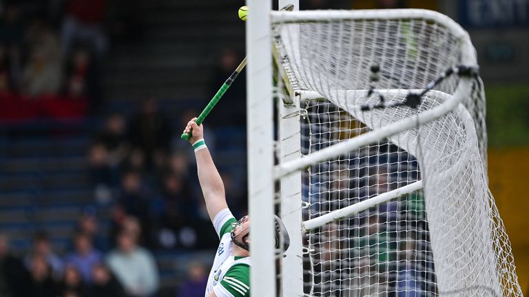 22 May 2022; Limerick goalkeeper Conor Hanley Clarke tries to keep the ball in play, before Kilkenny were awarded their sixth point by match officials, during the oneills.com GAA Hurling All-Ireland U20 Championship Final match between Kilkenny and Limerick at FBD Semple Stadium in Thurles, Tipperary. Photo by Piaras .. M..dheach/Sportsfile