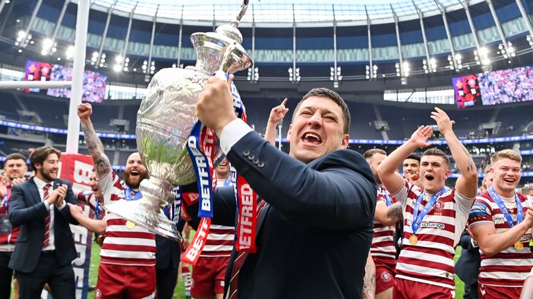 Picture by Will Palmer/SWpix.com - 28/05/2022 - Rugby League - Betfred Challenge Cup Final - Huddersfield Giants v Wigan Warriors - Tottenham Hotspur Stadium, London, England - Matt Peet, Head Coach of Wigan Warriors celebrates with his team after winning the Betfred Challenge Cup Final