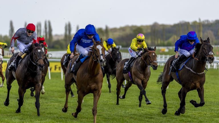Modern News and William Buick win the Spring Cup at Newbury
