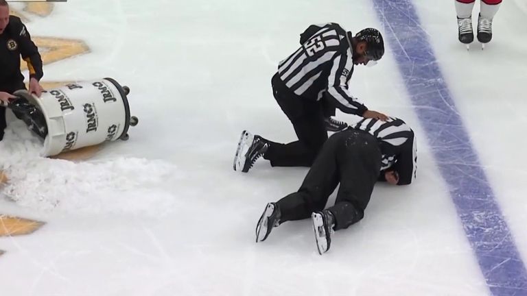 From the ice to the green, NHL ref makes US Open debut