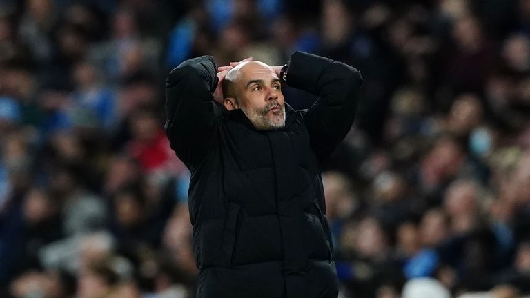 Pep Guardiola, director de Manchester City, durante la semifinal de la Liga de Campeones de la UEFA, primera etapa, en el estadio Etihad de Manchester.