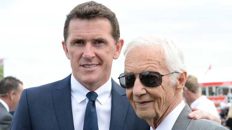 Piggott poses for a photograph with AP McCoy in 2016