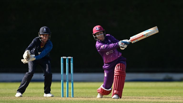 Beaumont was unable to inspire Lightning to victory despite her classy half-century