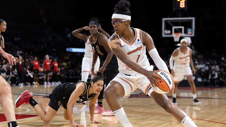 Highlights of the WNBA clash between the Phoenix Mercury and the Las Vegas Aces. 