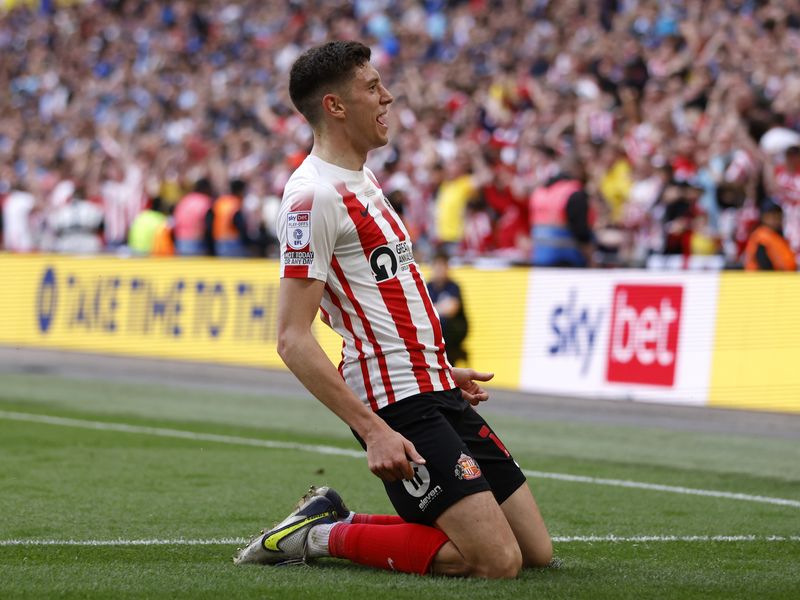 O dia do alívio chegou: O Sunderland vence em Wembley e, depois de