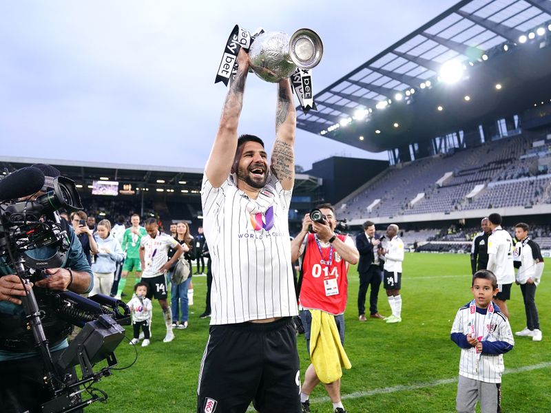 Fulham win 7-0 yet again to claim Championship trophy in style - Futbol on  FanNation