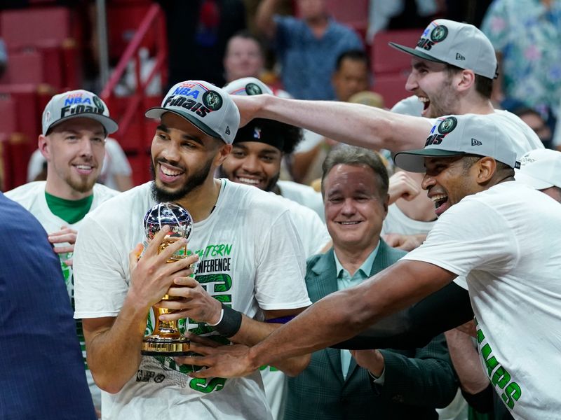 Jayson Tatum confronts reporters who laughed at Al Horford's