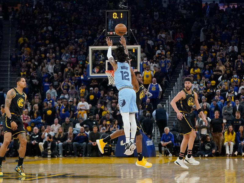 Ja Morant: Memphis Grizzlies star guard picks up Game 3 injury after  chasing loose ball with Jordan Poole, NBA News