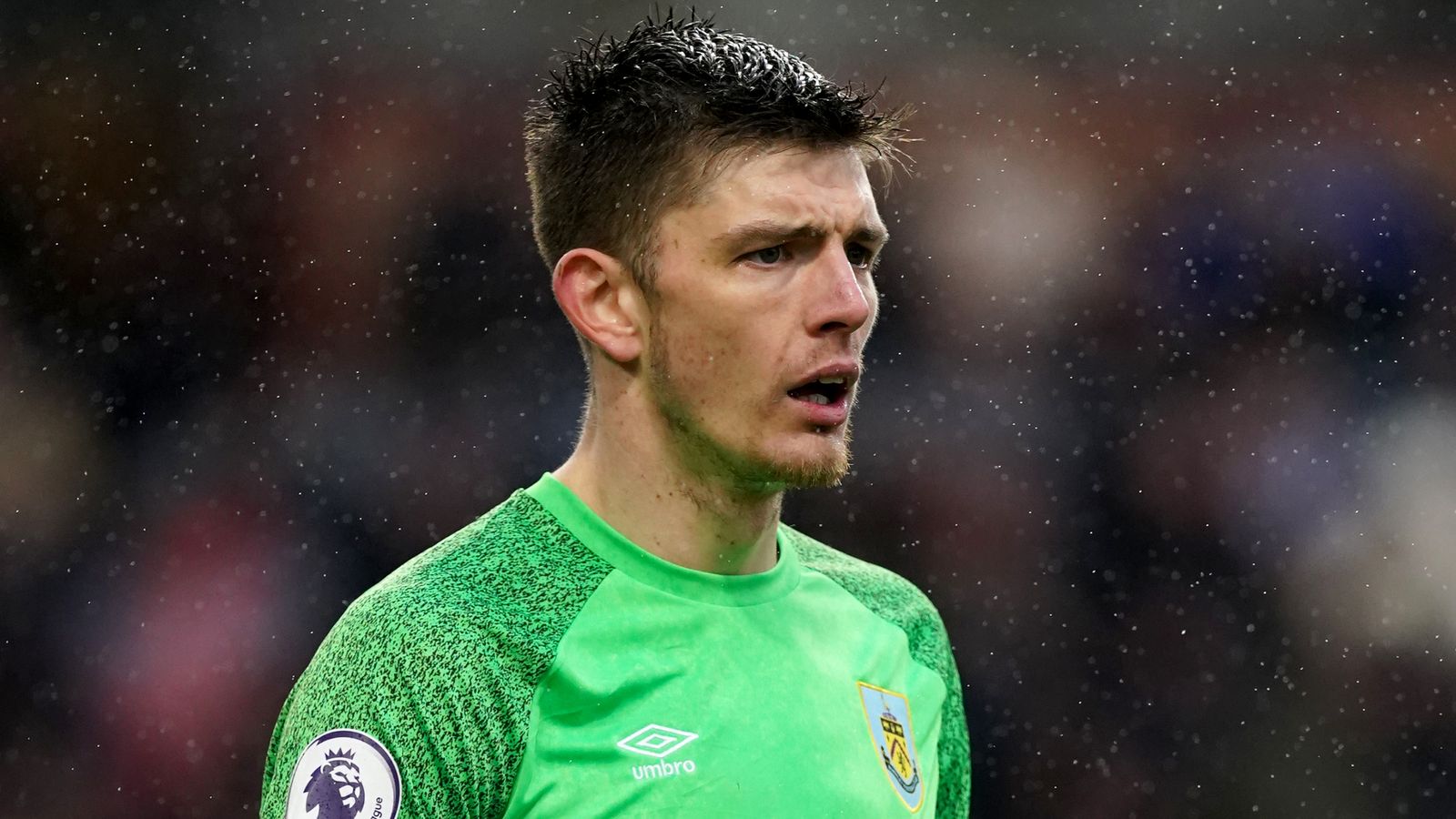 Nick Pope: Newcastle United in talks with Burnley over move to bring goalkeeper to St James’ Park