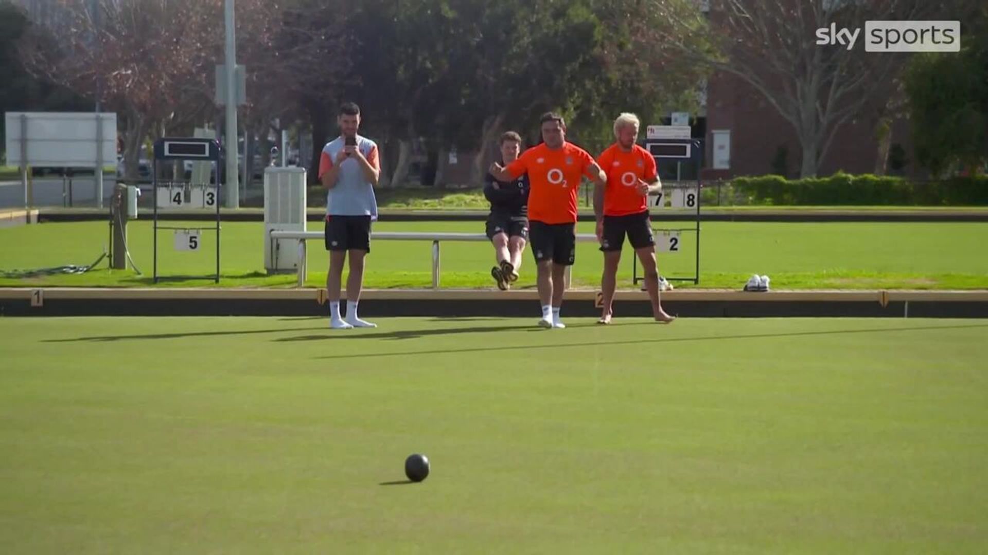 Bowling & Jones' Japanese | England preparing for Australia