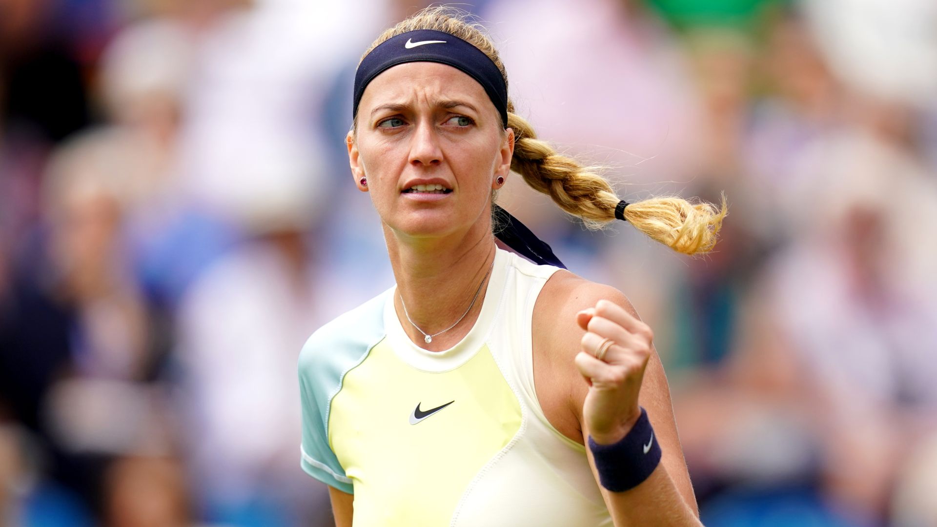Kvitova eases to Eastbourne title