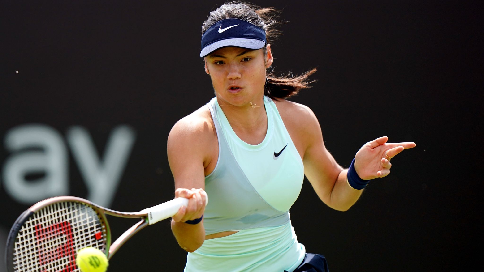 Emma Raducanu On Course To Be Fit For Wimbledon After Side Injury ...