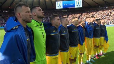 Ukraine deliver defiant rendition of national anthem at Hampden