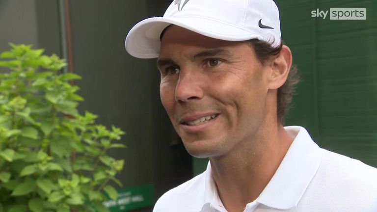 Après avoir pris du temps en raison d'une blessure, Rafael Nadal dit qu'il est reconnaissant d'être en compétition à Wimbledon et de ne pas penser au fait qu'il pourrait ajouter un tiers des quatre titres du Grand Chelem cette année.
