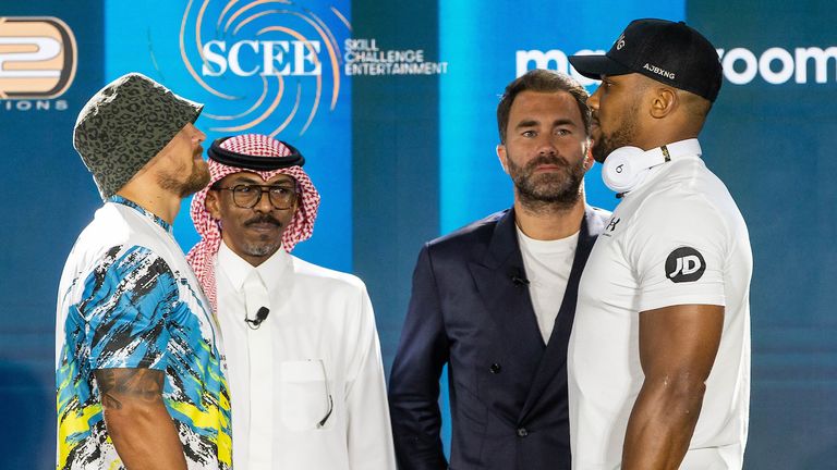 Oleksandr Usyk and Anthony Joshua met in Saudi Arabia to announce their heavyweight rematch. (Photo: Saudi Ministry of Sport)