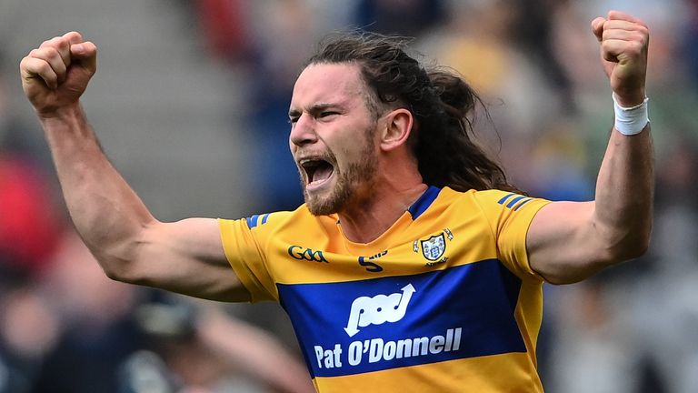 11 June 2022; Cian O'Dea of Clare celebrates after his side's victory in the GAA Football All-Ireland Senior Championship Round 2 match between Clare and Roscommon at Croke Park in Dublin. Photo by Piaras .. M..dheach/Sportsfile