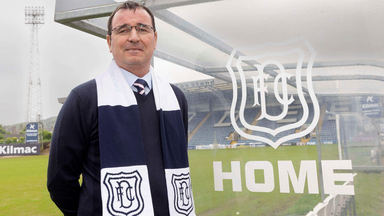 Gary Bowyer has been appointed as Dundee's new manager