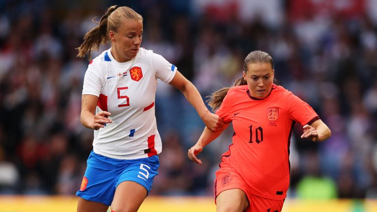 Netherlands&#39; Lynn Wilms challenges England&#39;s Fran Kirby