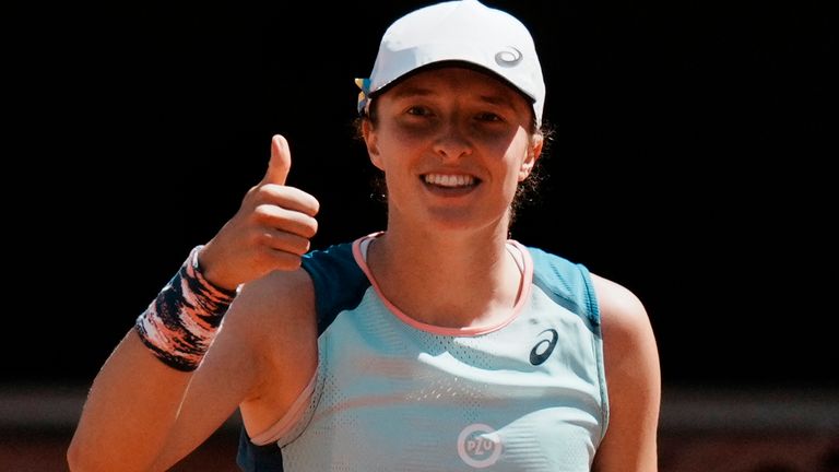 Can anyone stop Iga Swiatek? The Polish juggernaut reached the semi-finals of the French Open on Wednesday